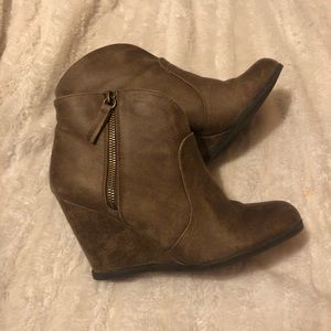Qupid | Brown Distressed | Wedge | Bootie 8